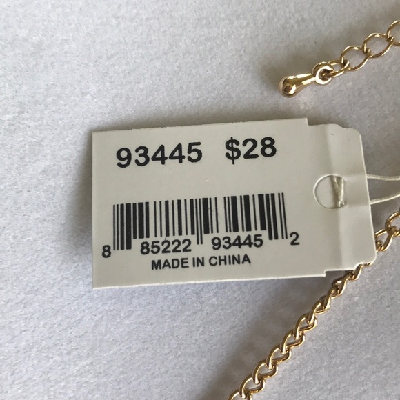 Gold and Black Long Necklace - Picture 4 of 4